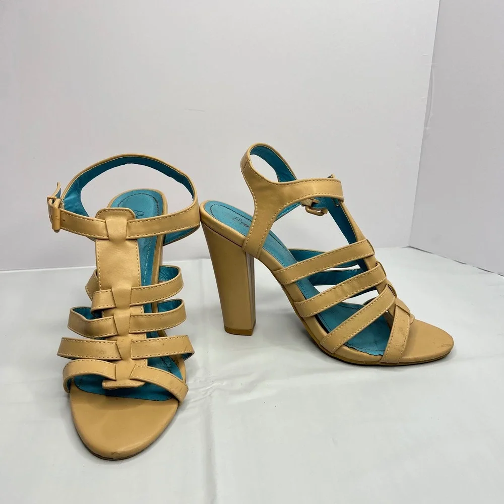 Promise Block Heel Sandals 8.5 Beige‎ Tan Strappy Gladiator Buckle